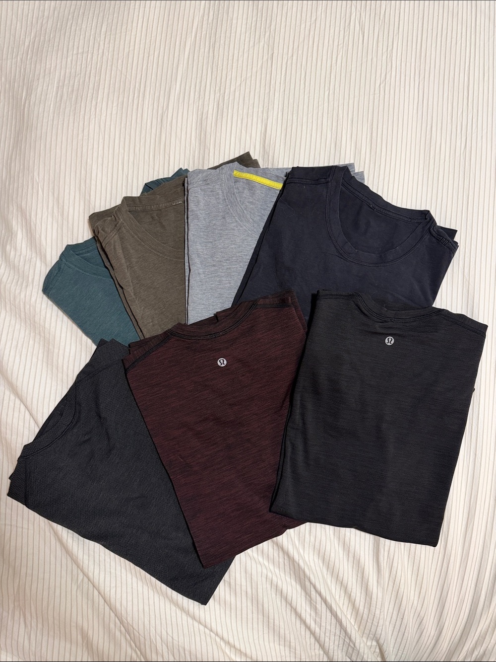 Lululemon men’s t shirts bundle of 7